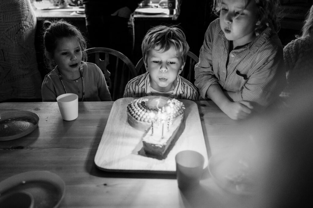 children's birthday party photographer hertfordshire